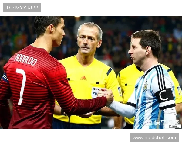 梅西盛赞巴黎:欧冠新王实至名归,世俱杯大捷情理之中 梅西盛赞巴黎:欧冠新王实至名归,世俱杯大捷情理之中