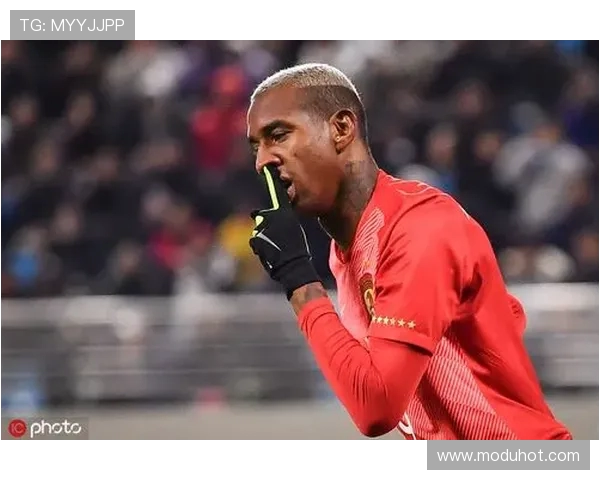 罗马官宣挪威边锋 100 万欧投北西兰 15 场 1 球 2 助生涯迎转折点 罗马官宣挪威边锋 100 万欧投北西兰 15 场 1 球 2 助生涯迎转折点